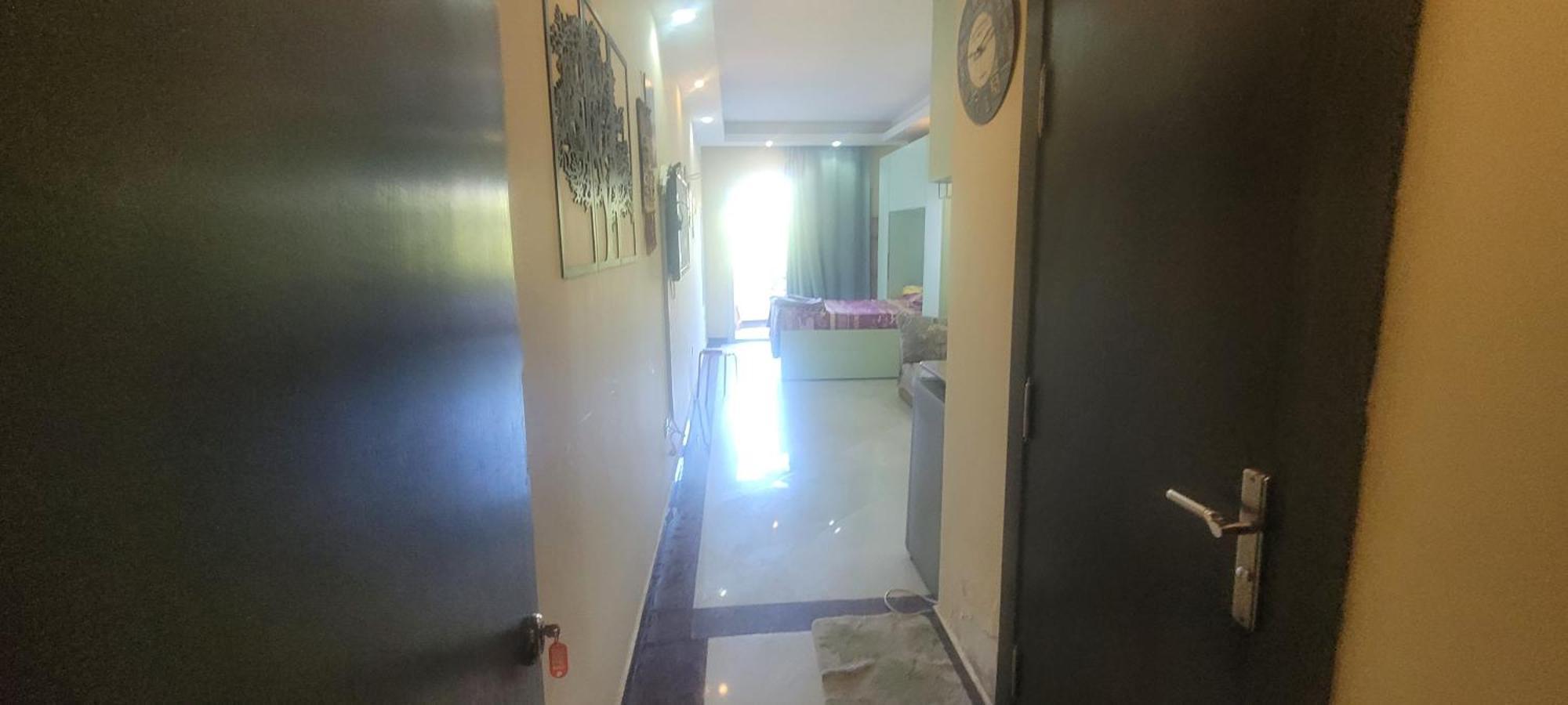 Beachfront Seaview Haven Modern Near Airport Apartment